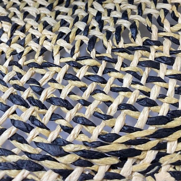 🌞 Sun Hat 🌻 - Picture 2 of 6